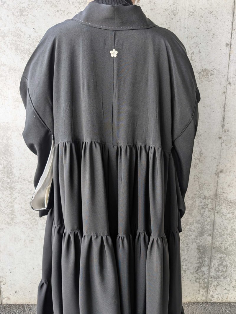 画像9: 【梅鉢紋】黒紋付ティアードコート (9)